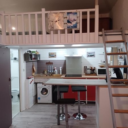 4 Rue Mercier Sete Exterior photo